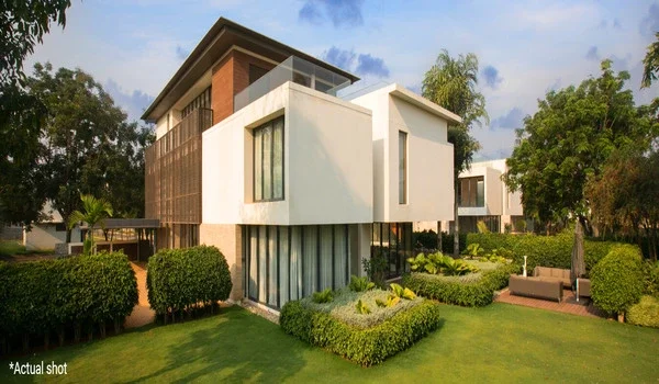 Featured Image of Embassy Boulevard